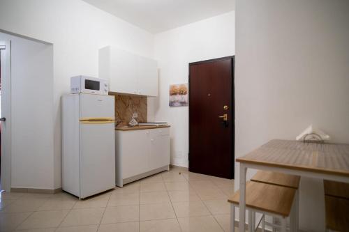 Kuchyň nebo kuchyňský kout v ubytování Casa Aurora Rozzano - Humanitas e Forum Assago