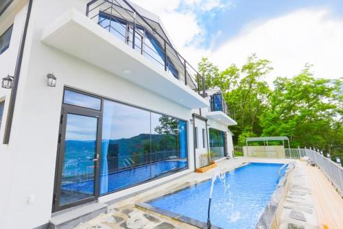 Bazén v ubytování Cheongdo Nurifull House nebo v jeho okolí