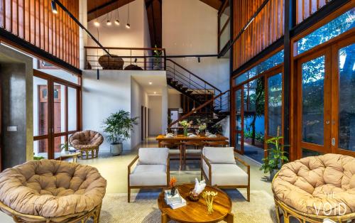 Χώρος καθιστικού στο The Void 5 Bedroom Luxury Villa for 10 Guests