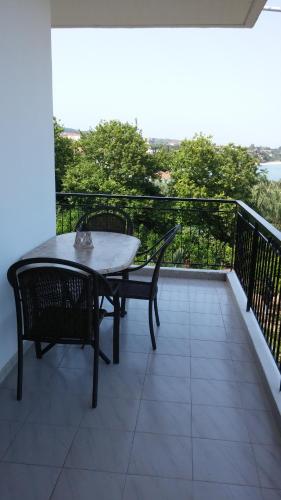 Балкон или терраса в Bousounis Apartments