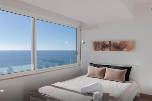 セジンブラにあるAtlantic Ocean View Suite Sesimbraのギャラリーの写真