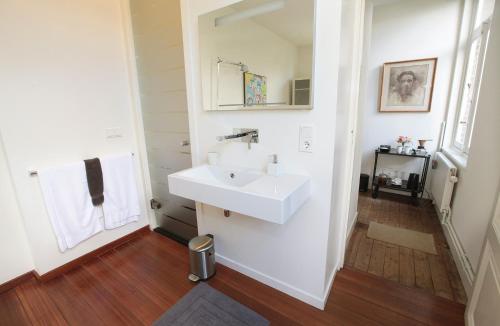 Un baño de Le Home