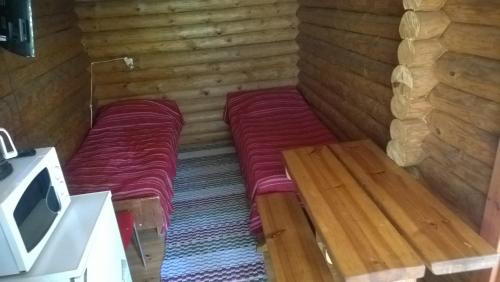 חדר ב-Löydön Kartano Camping