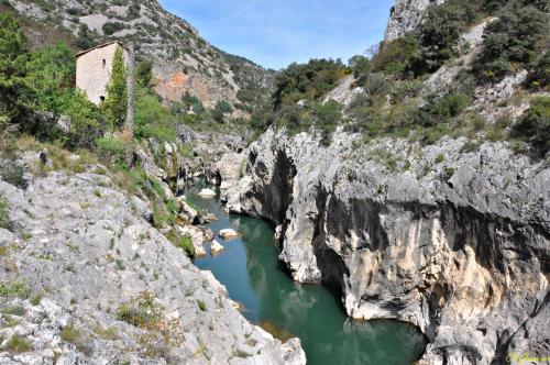 Φυσικό τοπίο κοντά σε αυτή η παραθεριστική κατοικία
