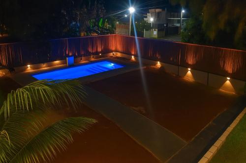 Kolam renang di atau dekat dengan Residência Thomas