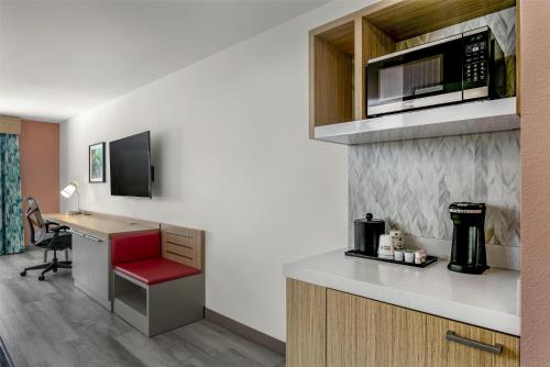 Η κουζίνα ή μικρή κουζίνα στο Hilton Garden Inn Eugene/Springfield