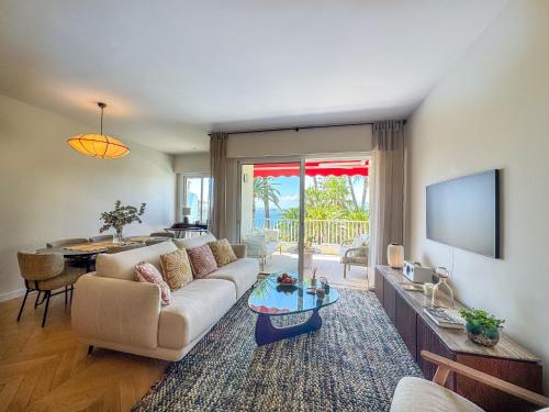 MONT BORON PALMS AP4480 by Riviera Holiday Homes