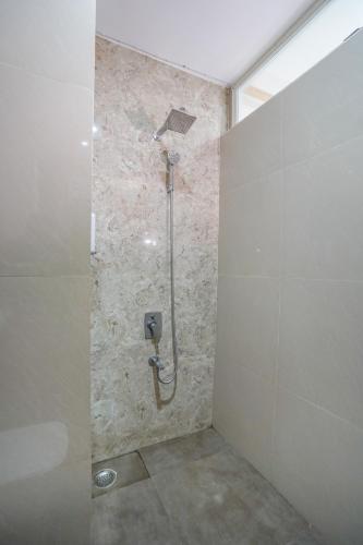 Un baño de Deva's Retreat