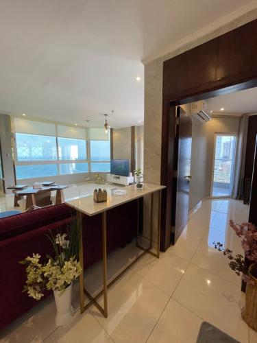 Royal Pearl Sea View فيلا اللؤلؤة الملكية اطلالة بحرية