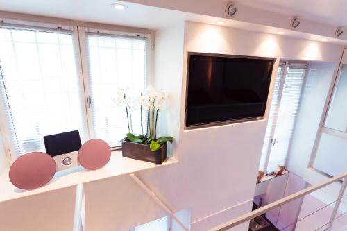 Stylish,luxury duplex Paris city center