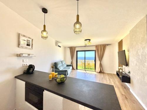 Paradise Ocean View Apartment with Terrace