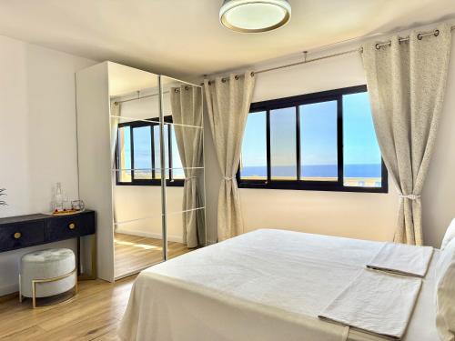 Paradise Ocean View Apartment with Terrace