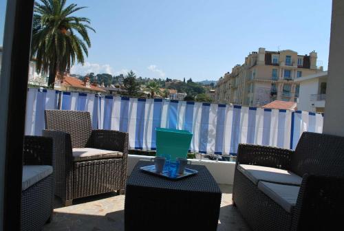 Gallery image of Grand Appartement Terrasse Parking in Nice