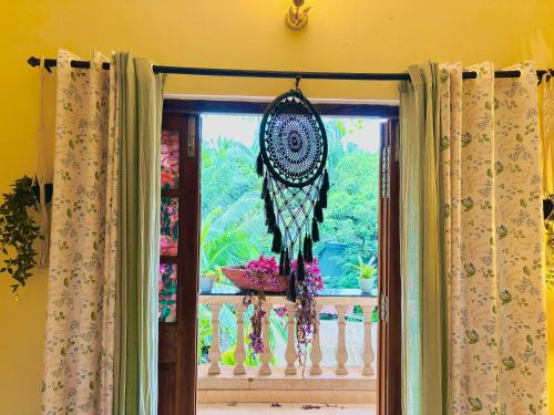 Κήπος έξω από το Nature's Haven 1BHK with garden view