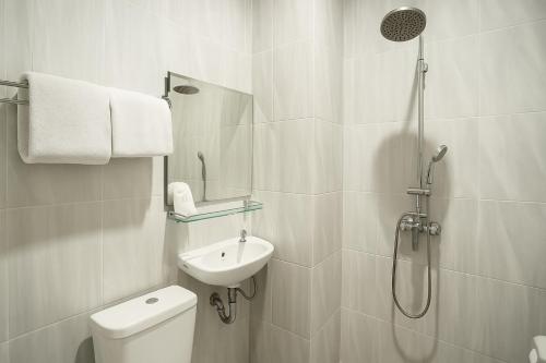 Un baño de Ciptaningati Culture Hotel Batu
