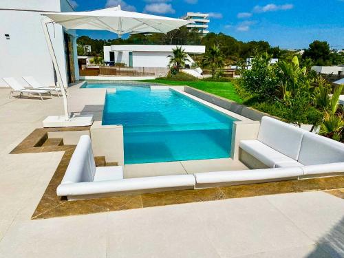 Villa Neuve, Golf de Las Colinas