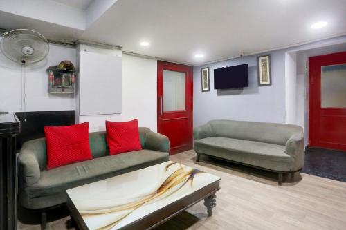 Gallery image of Super Townhouse Shahdara Near Yamuna Sports Complex Formerly Hotel Ipotel in New Delhi