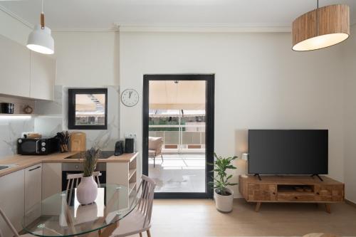 1BR Cozy Apt Near Metro with Huge Balcony &City View