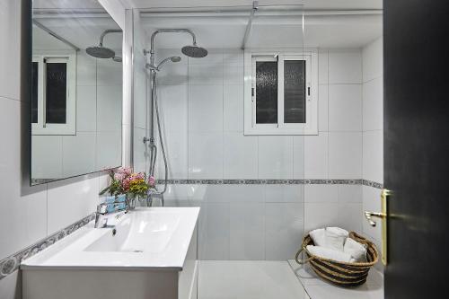 BBarcelona Parallel Apartment