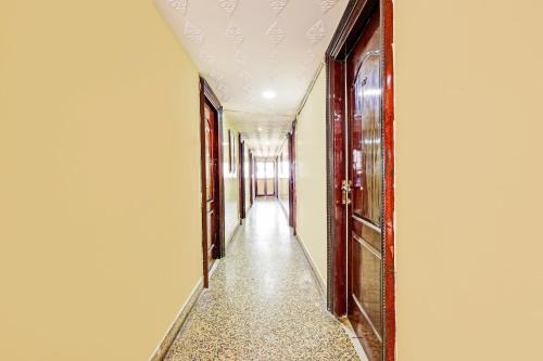 Galería fotográfica de Hotel O Besant Road en Vijayawāda