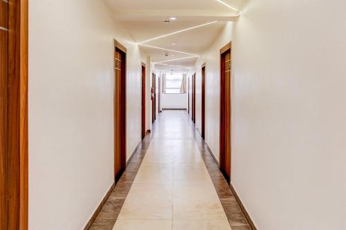 Galeriebild der Unterkunft Hotel O Kargil Complex Formerly Saarthi Inn in Agra