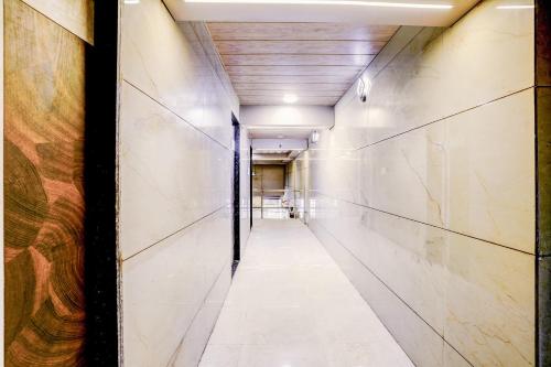 Fotografie z fotogalerie ubytování Super Hotel O Ambedkar Chowk Ulhasnagar v destinaci Kalyan