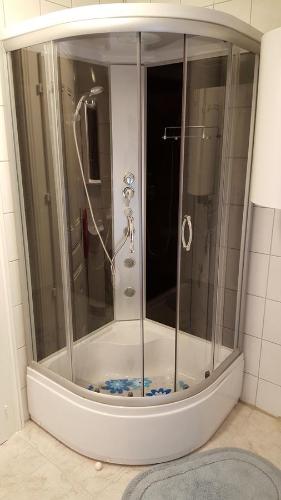 Et badeværelse på Apartments Villa Atta