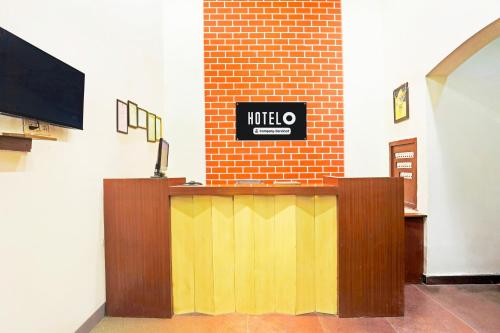 TV a/nebo společenská místnost v ubytování Hotel O Jaistambh Chowk Formerly Guru Kirpa