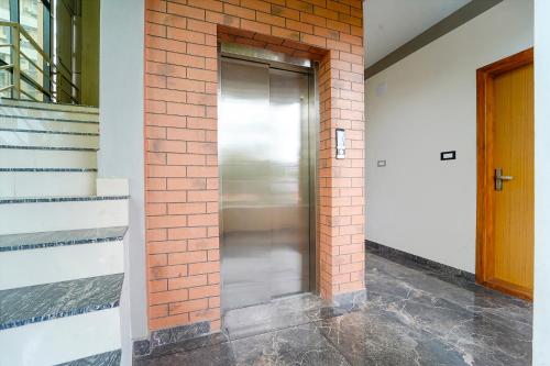 Φωτογραφία από το άλμπουμ του FabHotel Kafeel Homes σε Ernakulam