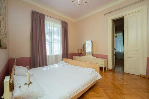 Postel nebo postele na pokoji v ubytování Holiday Private House with Unique Mountain View