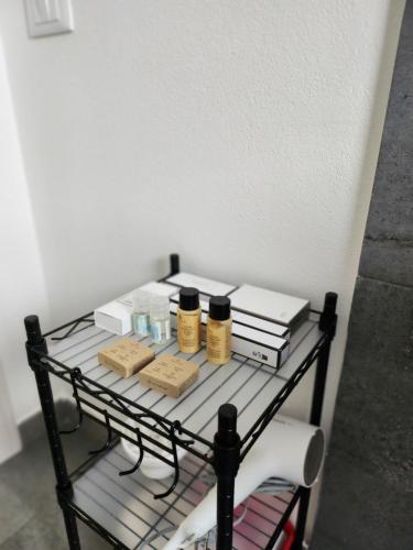 Een bed of bedden in een kamer bij L&C hideaway