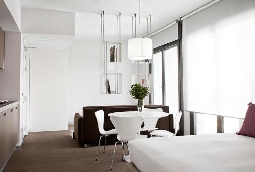 Gallery image of Zambala Luxury Residence in Milan