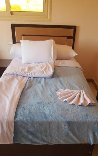 Postel nebo postele na pokoji v ubytování mariam guest house