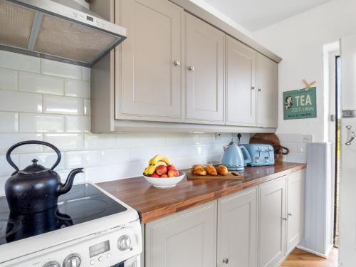 Cuisine ou kitchenette dans l'établissement Moses Rest Moyard