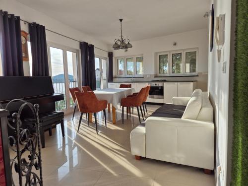 Saint Lucy Apartment