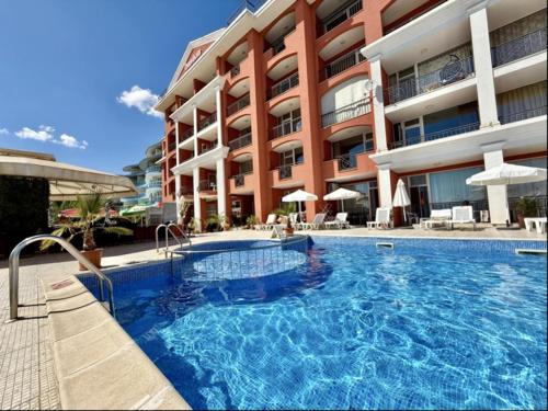 Carina Beach - Menada Apartments