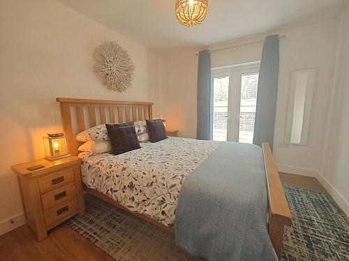 Ένα ή περισσότερα κρεβάτια σε δωμάτιο στο 3 Bed in Carbis Bay oc-p33004