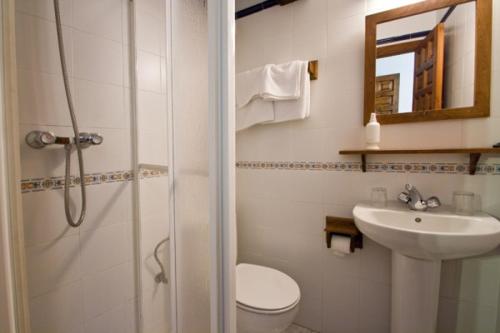 A bathroom at Hospedaje Octavio