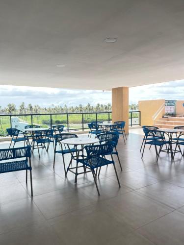 Restoran atau tempat lain untuk makan di Porto de Galinhas - Reserva do Cupe - 113 Com Piscina privativa