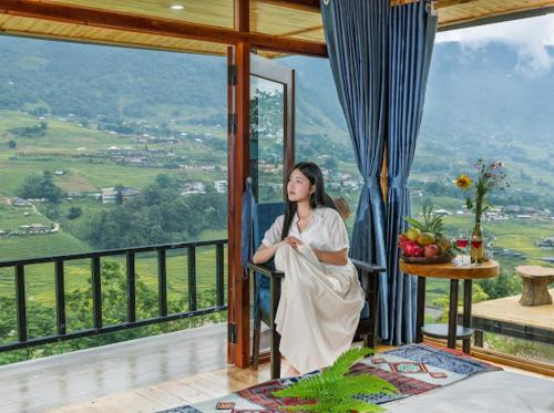 ホームステイから撮影された、または一般的な山の景色