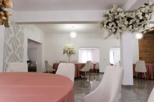 Posezení v ubytování Quinta dos Encantos "Entire Villa"