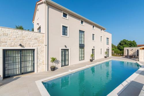 Villa Madora with private pool and BBQ