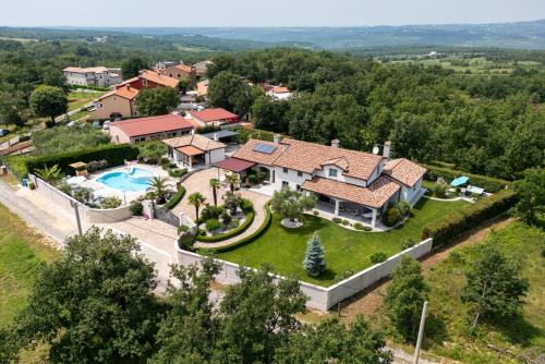 Villa Filton with private pool, sauna, pool and jacuzzi