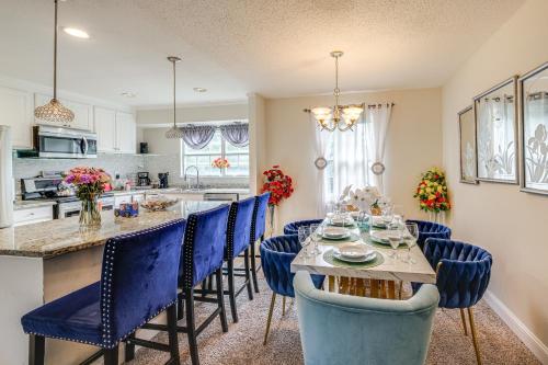 Fotografie z fotogalerie ubytování 7 Mi to National Harbor Pet-Friendly Family Home v destinaci Fort Washington