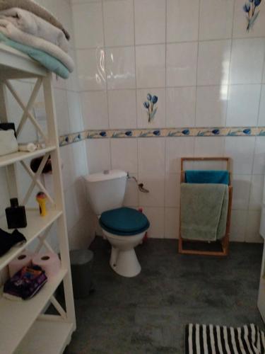 Kupatilo u objektu La piscine