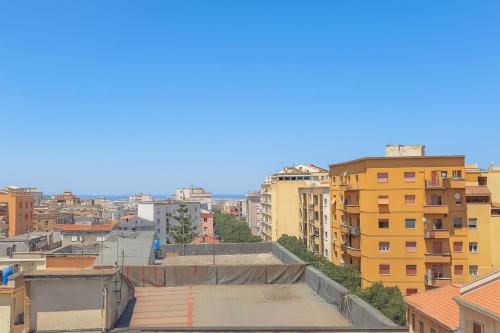 Nespecifikovaný výhled na destinaci Sassari nebo výhled na město při pohledu z penzionu