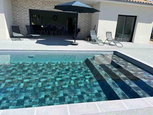 Prestigious villa between Vignobles Océan and Bordeaux avec piscine
