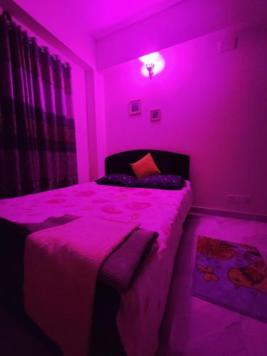 Budget Friendly Lovely Non Ac Couple Room