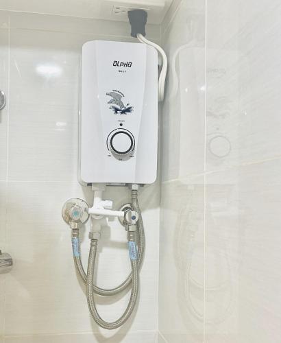 Koupelna v ubytování 30sqm studio, Queen sized bed, 15th floor, Baseline Prestige Fuente Osmeña Cebu City