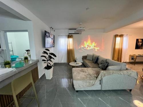 Villa Medrano Home with pool